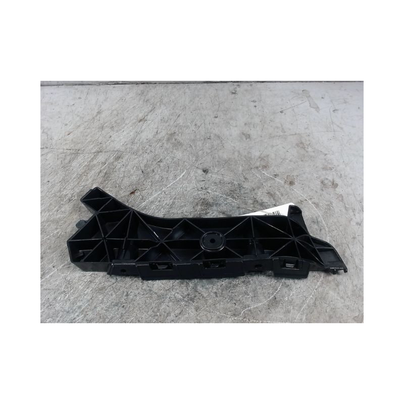 SUPPORT DROIT PARE-CHOC ARRIERE  SEAT IBIZA 2008-