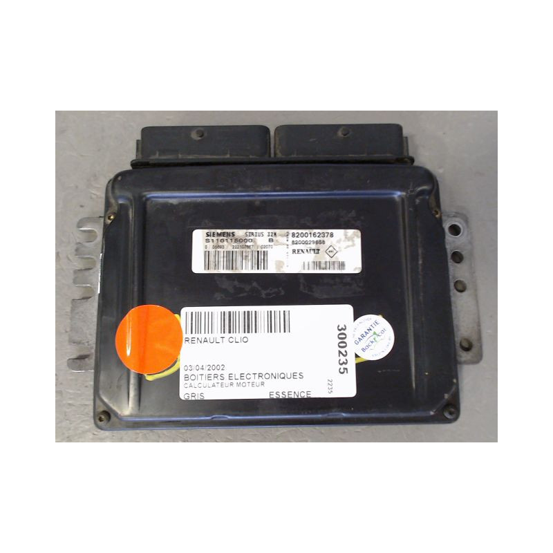 CALCULATEUR MOTEUR RENAULT CLIO
