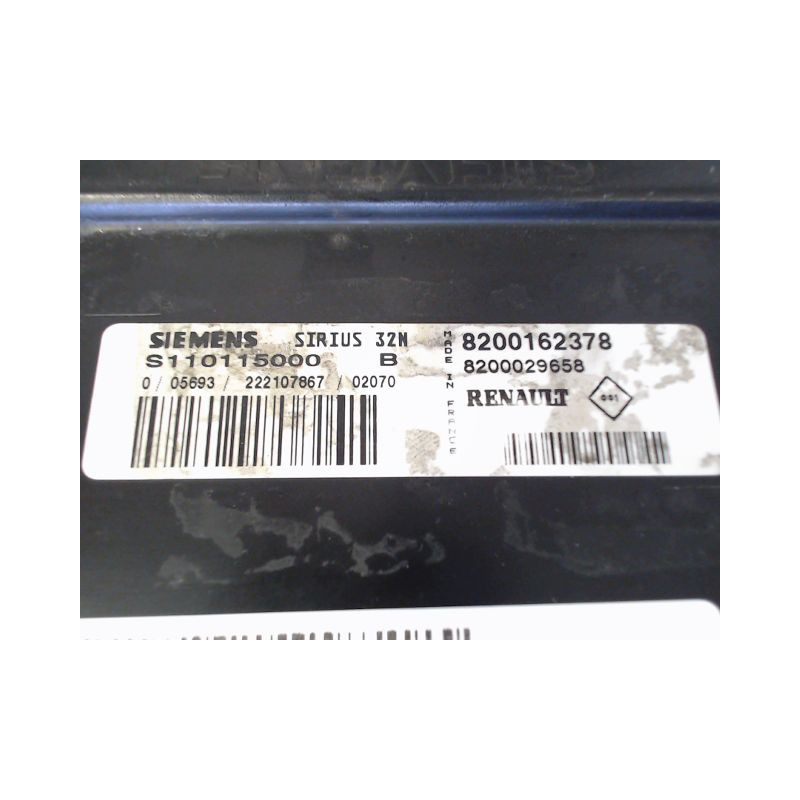 CALCULATEUR MOTEUR RENAULT CLIO