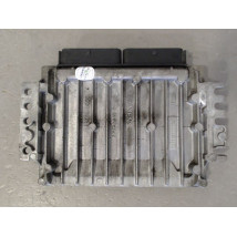 CALCULATEUR MOTEUR RENAULT CLIO