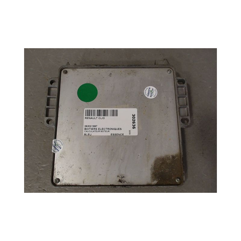 CALCULATEUR MOTEUR RENAULT CLIO