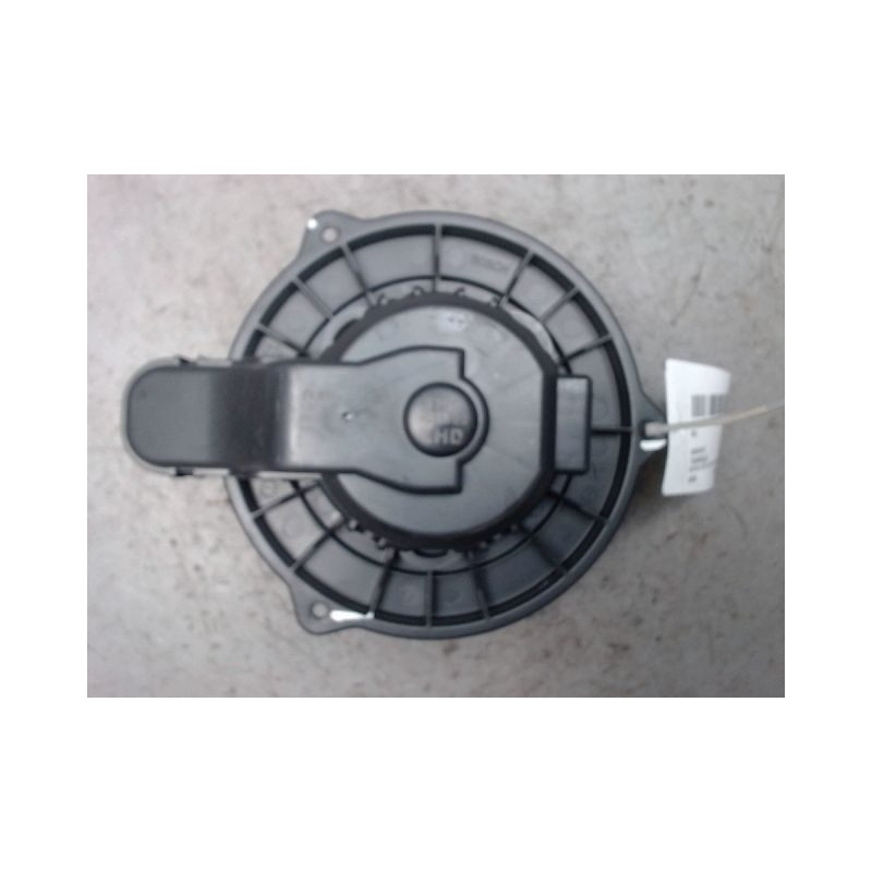 MOTEUR VENTILATEUR CHAUFFAGE KIA RIO