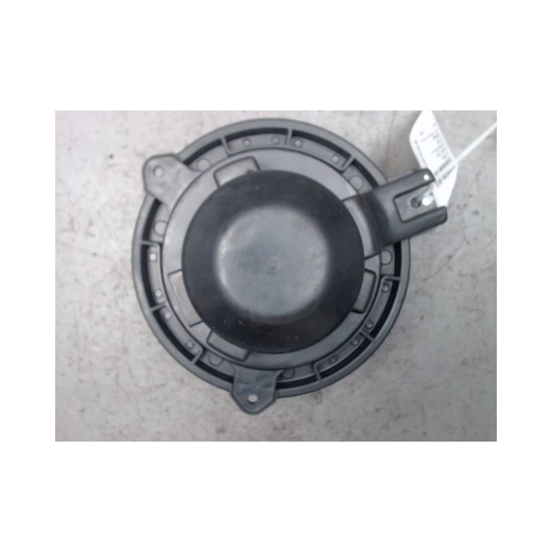MOTEUR VENTILATEUR CHAUFFAGE KIA CARENS 2002-
