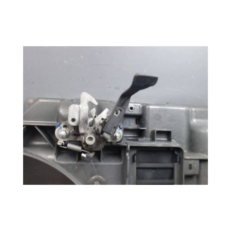 SUPPORT RADIATEUR PEUGEOT 407 SW
