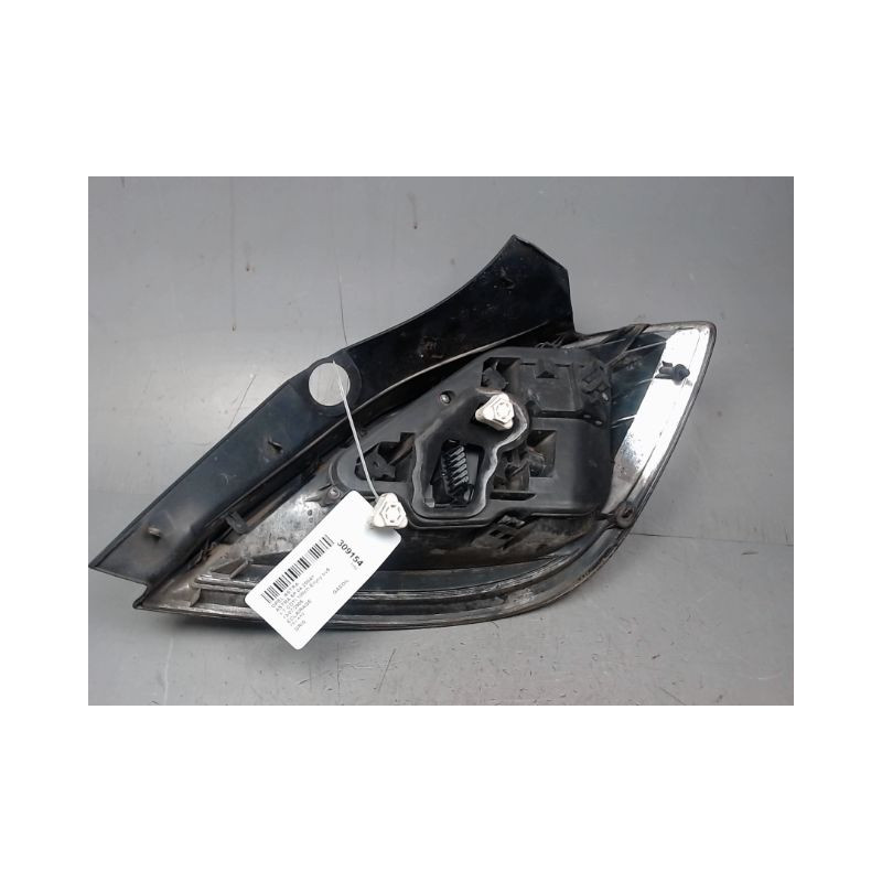 FEU ARRIERE GAUCHE  OPEL ASTRA 2004-