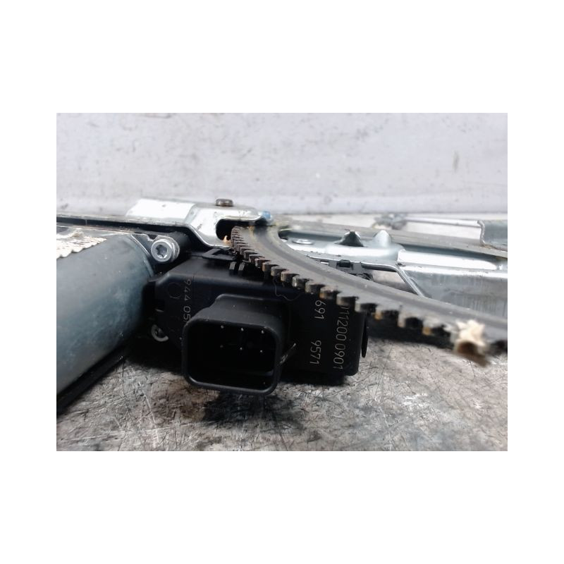 MECANISME+MOTEUR LEVE-GLACE AVANT GAUCHE OPEL ZAFIRA 2006-