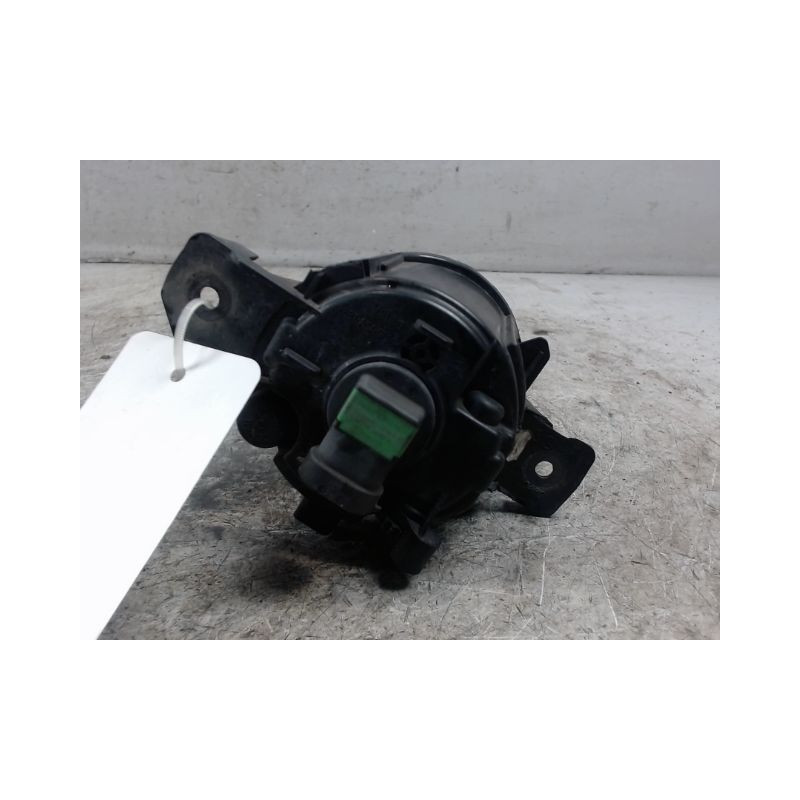 PHARE ANTIBROUILLARD AVANT GAUCHE NISSAN MICRA C+C