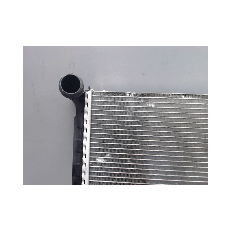 RADIATEUR OPEL MERIVA