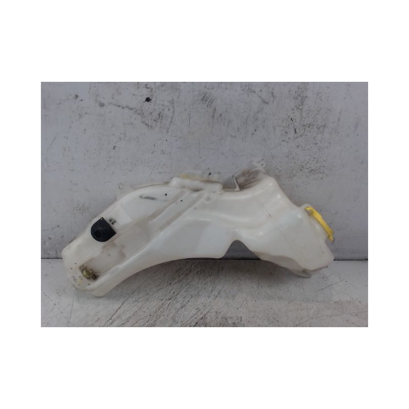 RESERVOIR LAVE-GLACE AVANT FIAT FREEMONT