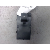 COMMANDE LEVE-GLACE PORTE AVD OPEL MERIVA