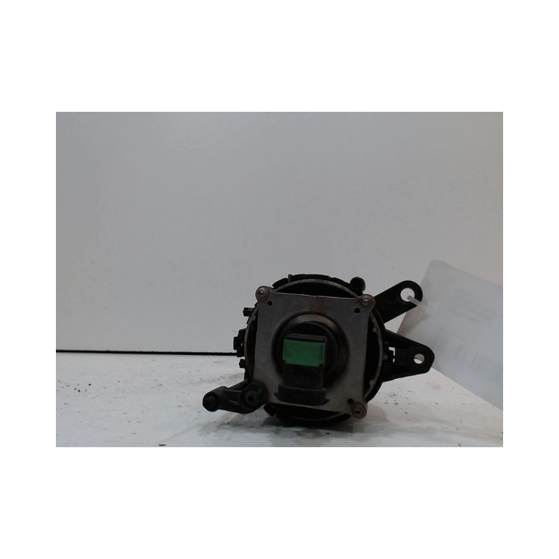 PHARE ANTIBROUILLARD AVANT DROIT AUDI A4