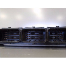 CALCULATEUR MOTEUR RENAULT TRAFIC II PASSENGER LONG 8.06-15