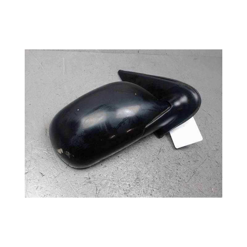 RETROVISEUR EXTERIEUR DROIT NISSAN MICRA 96-98