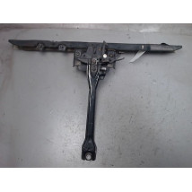 TRAVERSE SUPERIEURE ARMATURE AVANT NISSAN MICRA 96-98