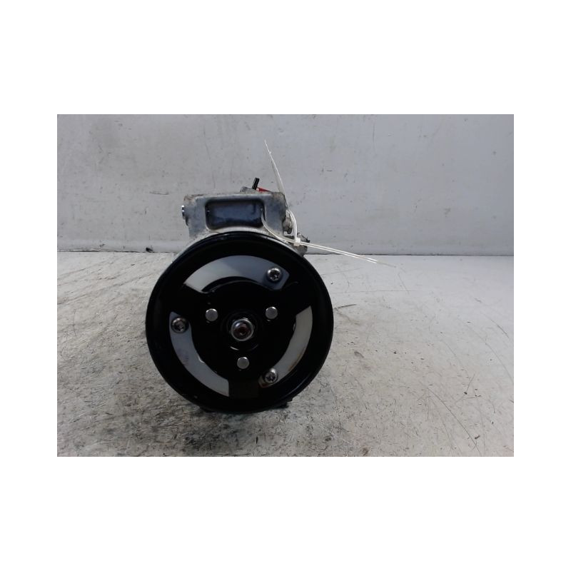 COMPRESSEUR AIR CONDITIONNE VOLKSWAGEN POLO 2009-