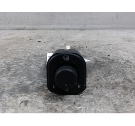 COMMANDE RETROVISSEUR EXT ELECTRIQUE
