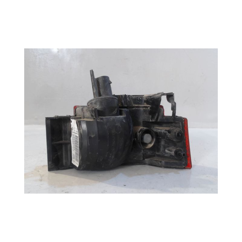 FEU BROUILLARD ARRIERE GAUCHE OPEL MERIVA 2003-2005