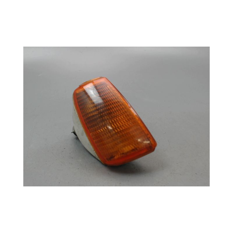 CLIGNOTANT DROIT VOLKSWAGEN POLO 88-94