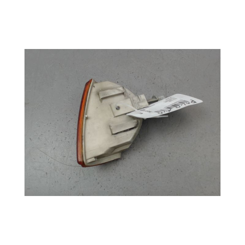 CLIGNOTANT DROIT VOLKSWAGEN POLO 88-94