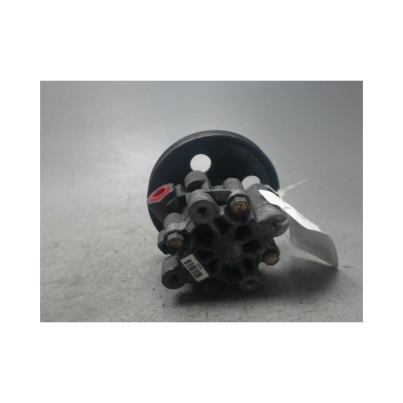 POMPE DIRECTION ASSISTEE CHRYSLER VOYAGER