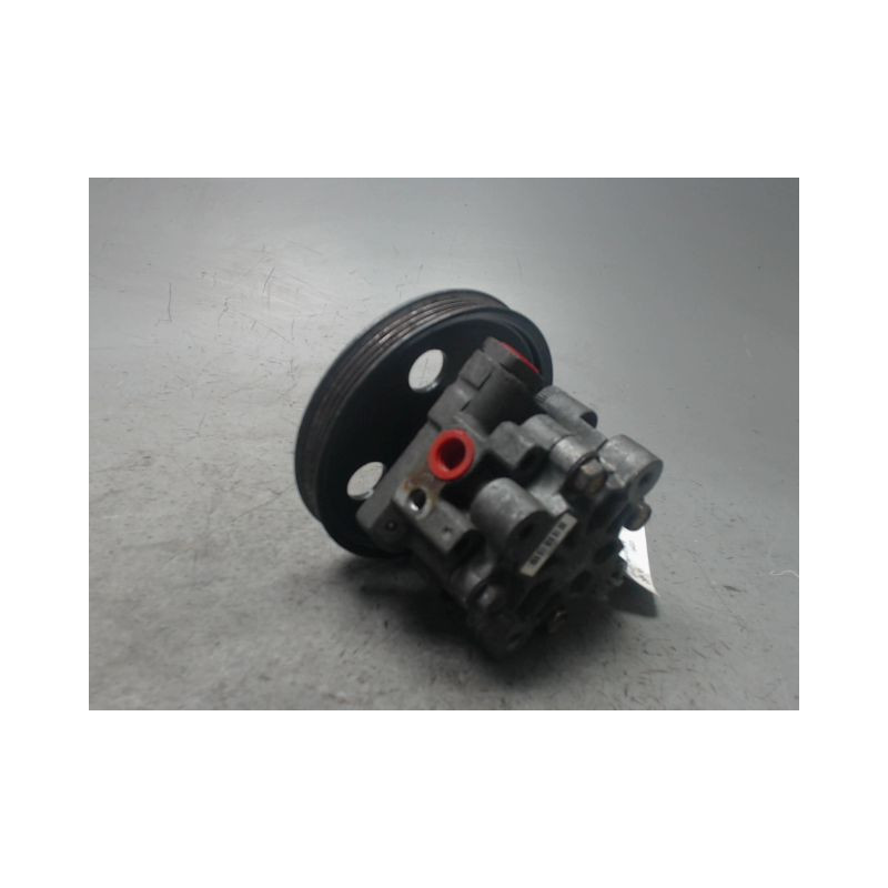 POMPE DIRECTION ASSISTEE CHRYSLER VOYAGER