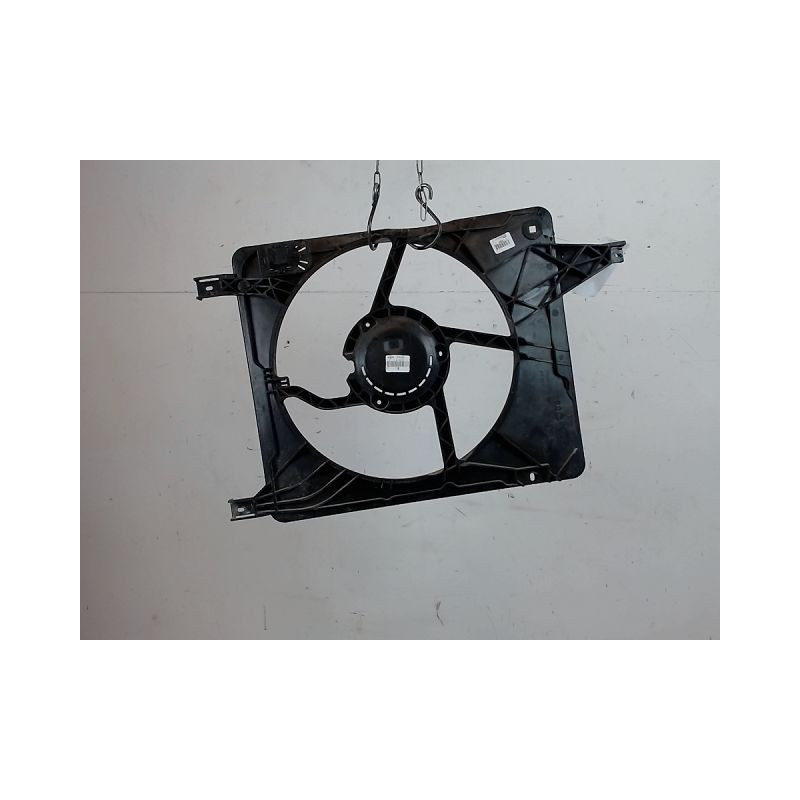 SUPPORT DE VENTILATEUR NISSAN QASHQAI