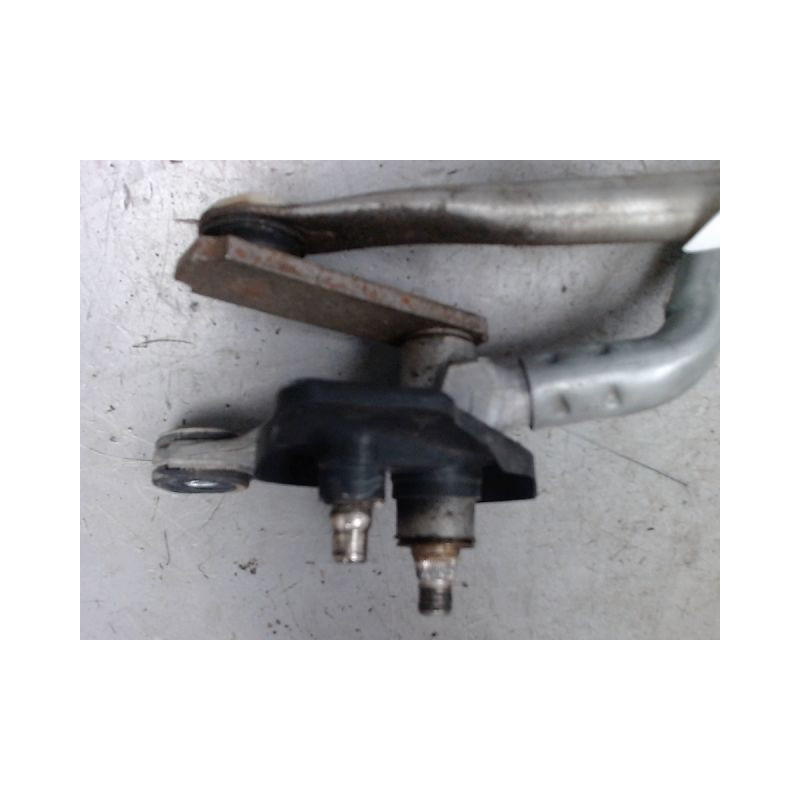 MECANISME ESSUIE-GLACE AVANT TOYOTA YARIS