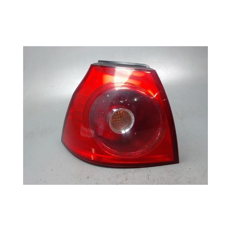 FEU ARRIERE GAUCHE  VOLKSWAGEN GOLF V 2003-2009