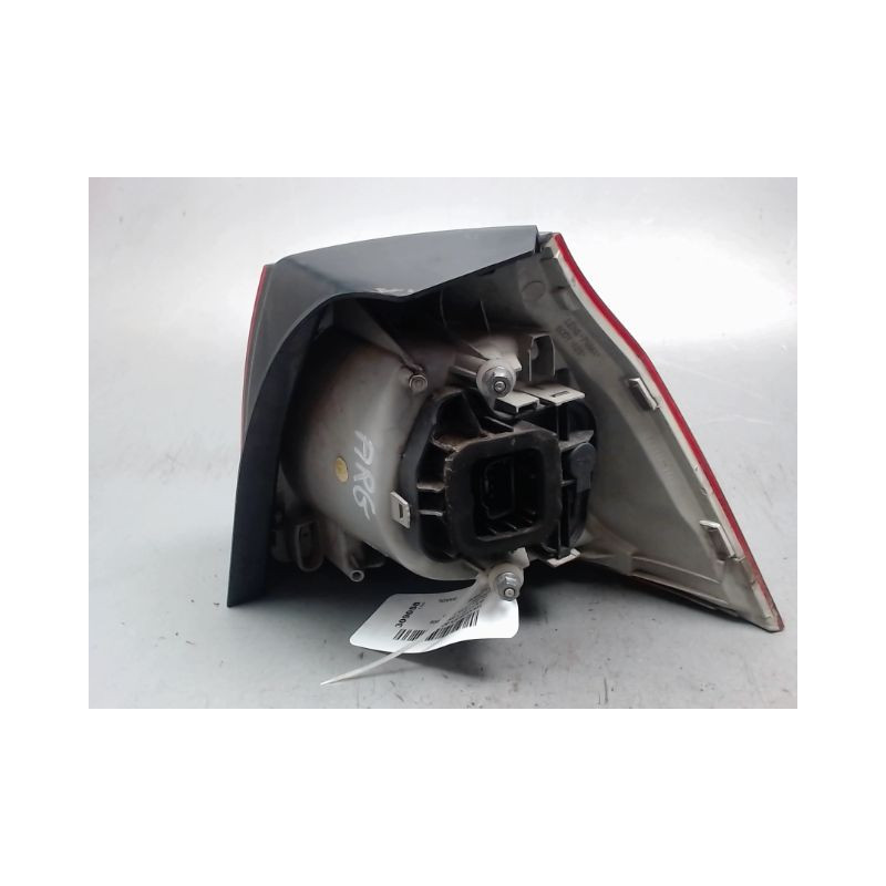 FEU ARRIERE GAUCHE  VOLKSWAGEN GOLF V 2003-2009