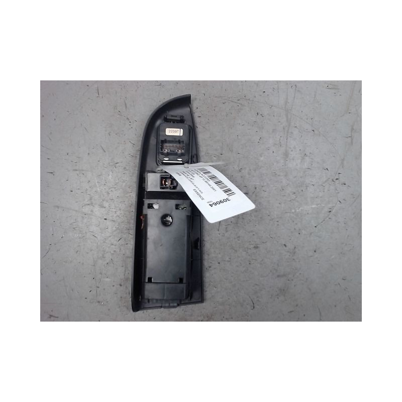 COMMANDE LEVE-GLACE PORTE AVG HONDA ACCORD 98-2001