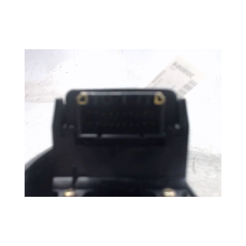 COMMANDE LEVE-GLACE PORTE AVG HONDA ACCORD 98-2001