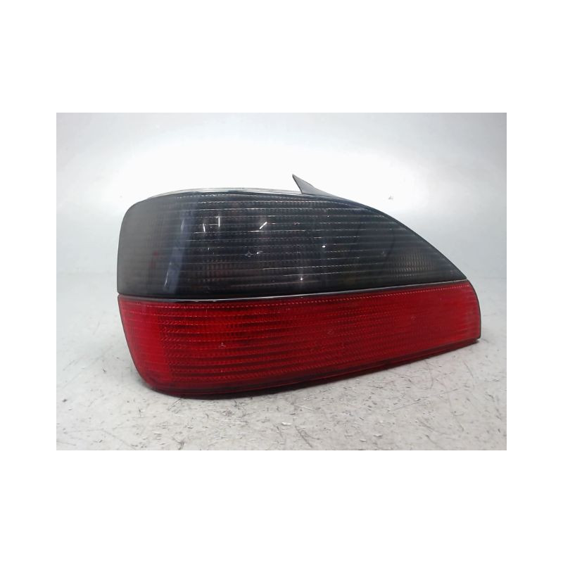 FEU ARRIERE GAUCHE  PEUGEOT 306 97-2001