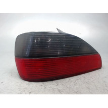 FEU ARRIERE GAUCHE  PEUGEOT 306 97-2001