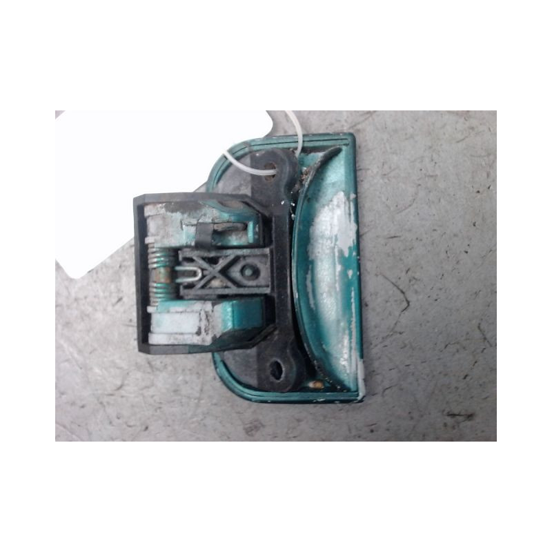 POIGNEE EXTERIEURE PORTE AVANT GAUCHE CITROEN SAXO 99-