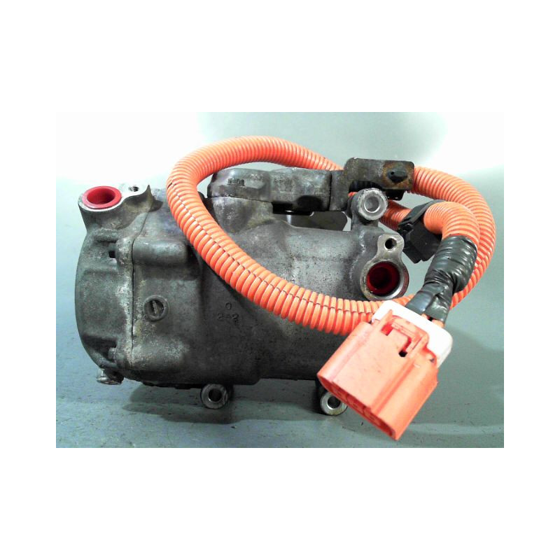 COMPRESSEUR AIR CONDITIONNE TOYOTA PRIUS