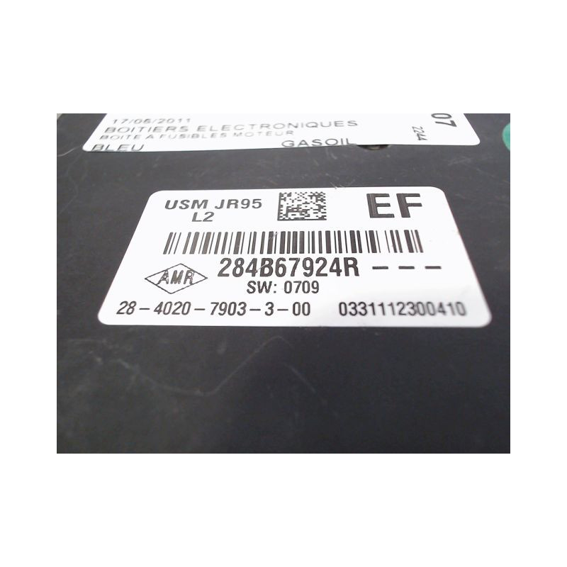 BOITE A FUSIBLES RENAULT SCENIC III 2009-