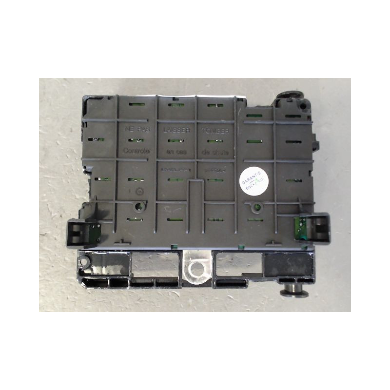 BOITE A FUSIBLES PEUGEOT 206+ 2009-