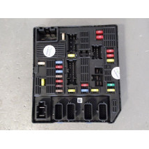 BOITE A FUSIBLES RENAULT SCENIC III 2009-