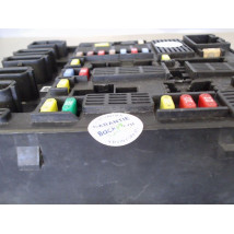 BOITE A FUSIBLES RENAULT SCENIC III 2009-