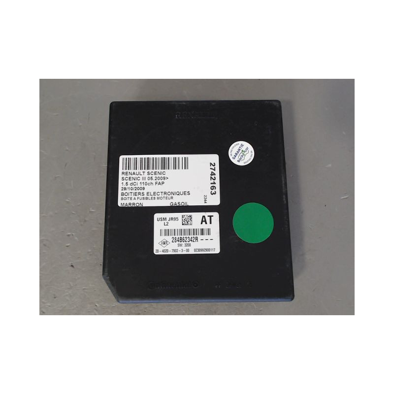 BOITE A FUSIBLES RENAULT SCENIC III 2009-