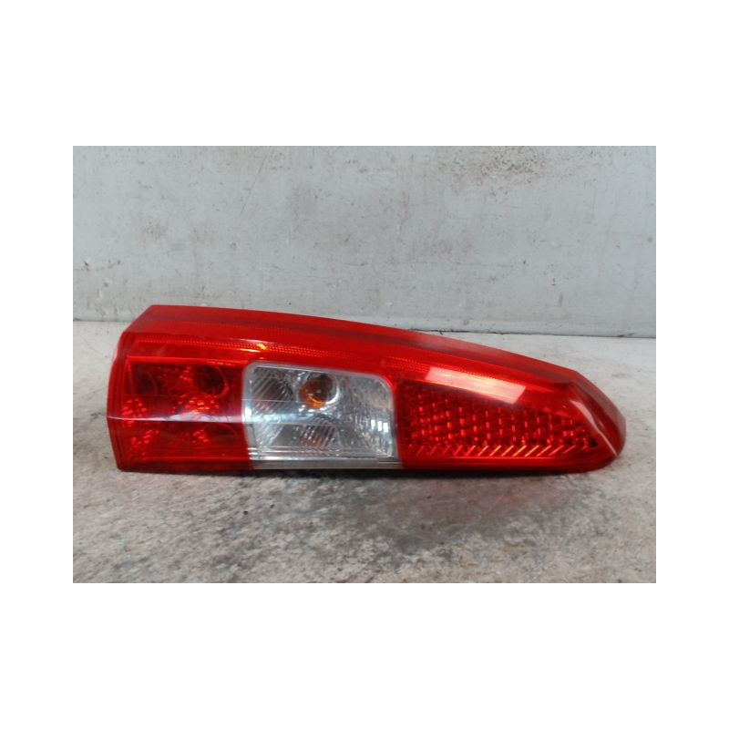 FEU ARRIERE GAUCHE  VOLVO XC70 2004-2007