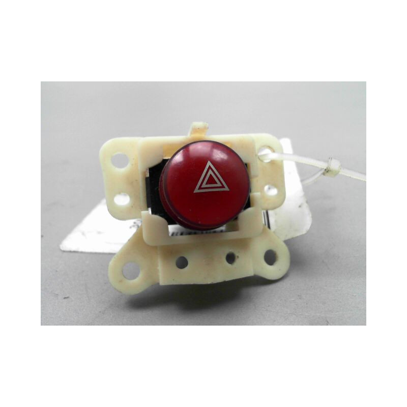 BOUTON DE WARNING MITSUBISHI L 200 DOUBLE CABINE