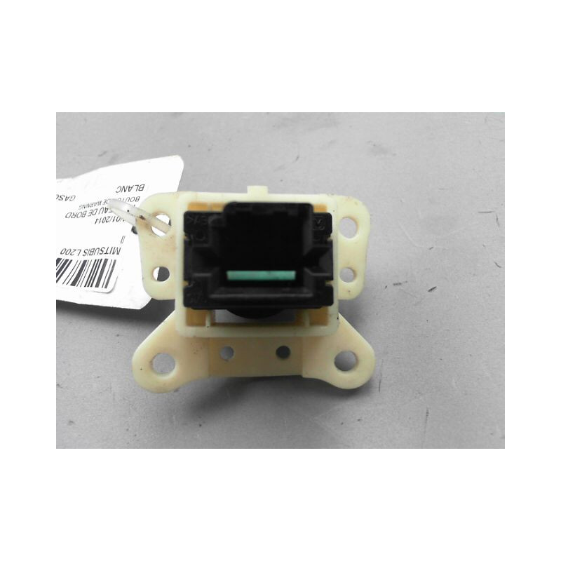 BOUTON DE WARNING MITSUBISHI L 200 DOUBLE CABINE