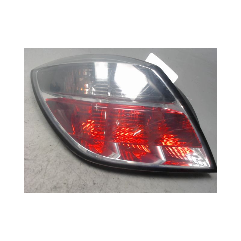 FEU ARRIERE GAUCHE  OPEL ASTRA