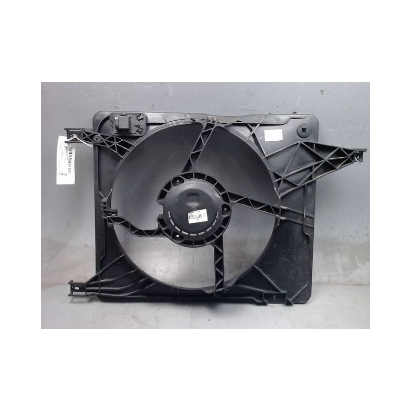 SUPPORT DE VENTILATEUR NISSAN QHASQAI 2007-