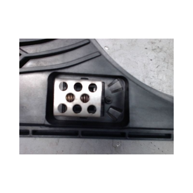 SUPPORT DE VENTILATEUR NISSAN QHASQAI 2007-