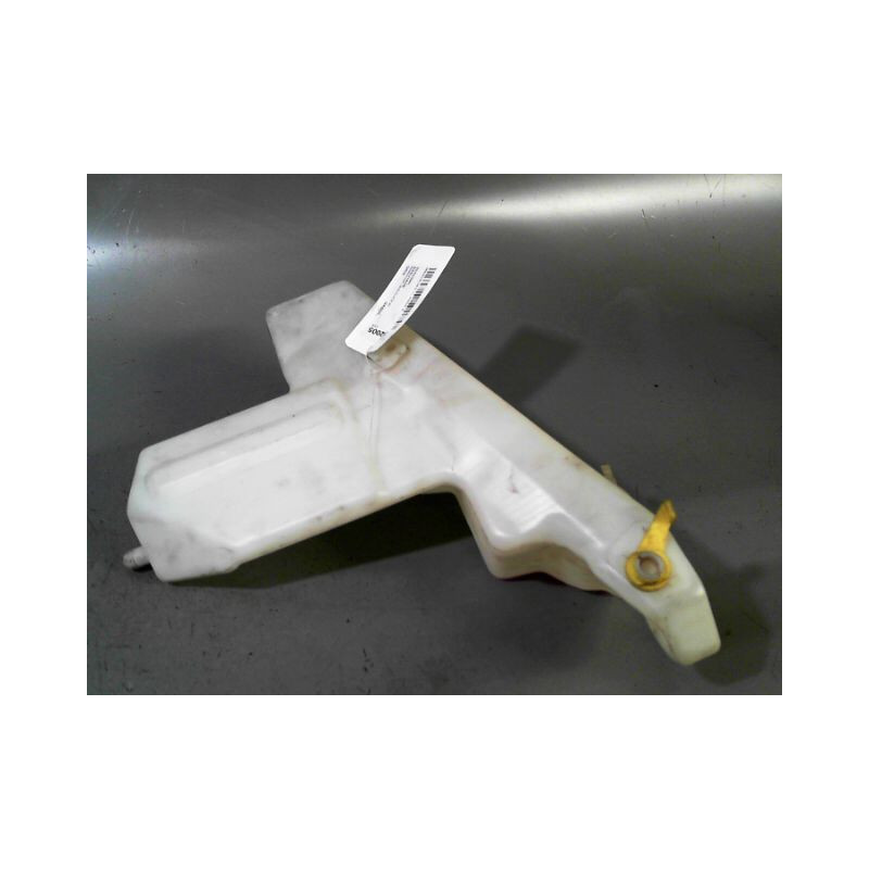 RESERVOIR LAVE-GLACE AVANT MERCEDES CLASSE A