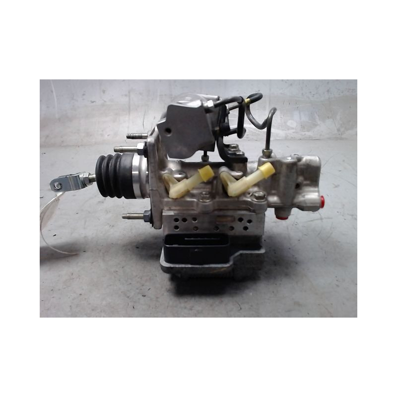 UNITE HYDRAULIQUE ABS TOYOTA YARIS