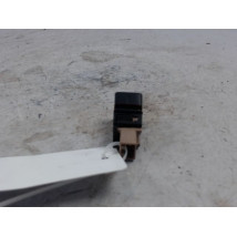 BOUTON DE WARNING NISSAN NOTE