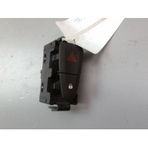 BOUTON DE WARNING DACIA SANDERO II Phase 1 2012-...